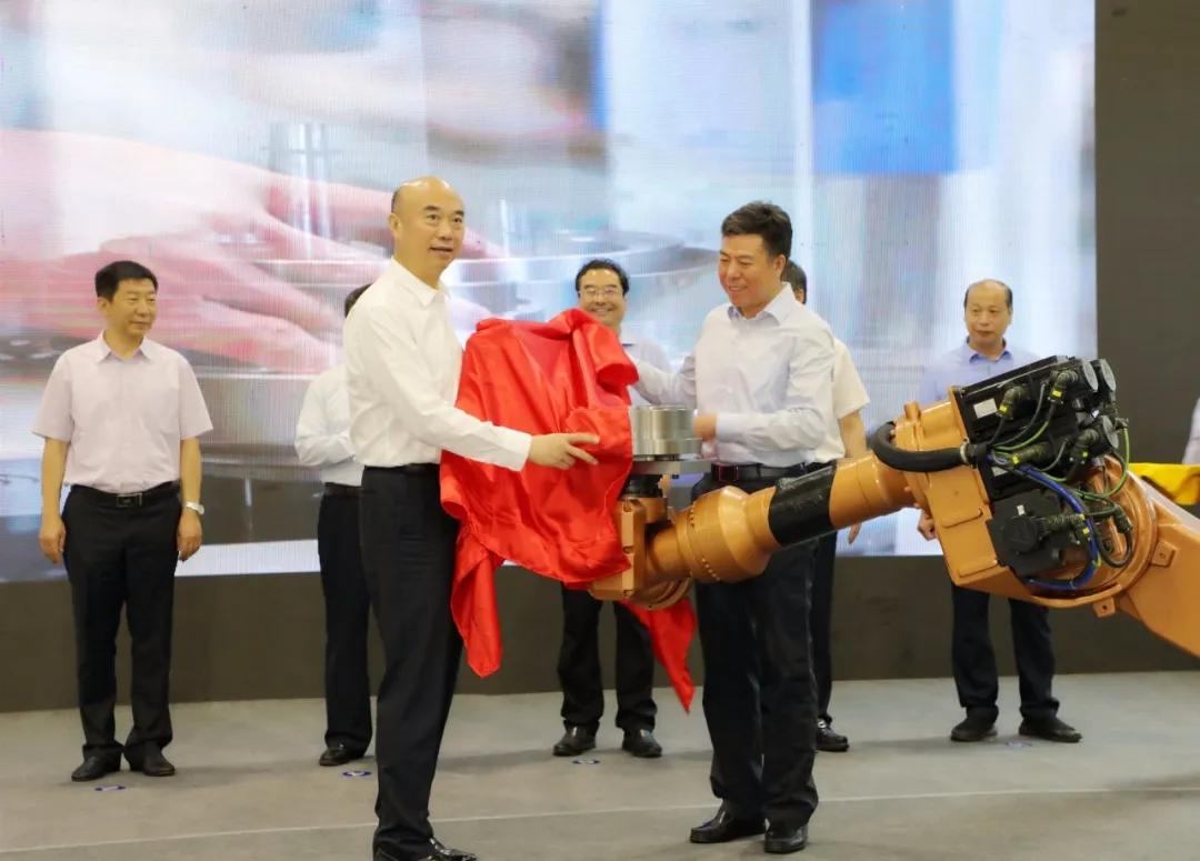 秦川集团机械人减速器数字化项目投用 刘国中省长出席开幕典礼
