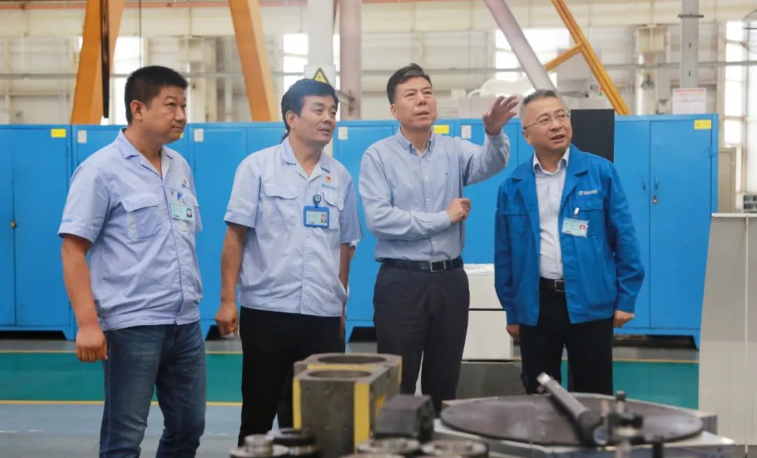 严鉴铂董事长深刻俄罗斯·专享会官方网站本部一线调研领导工作