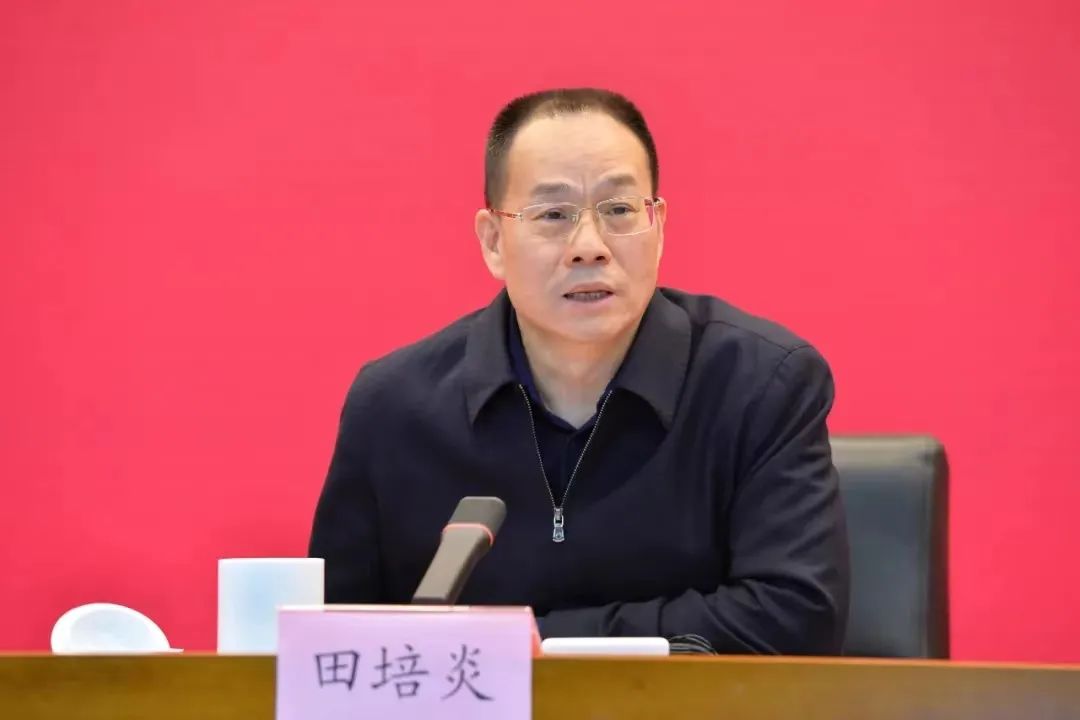 秦川集团党委组织参与进建贯彻党的二十大心灵中央宣讲团国资国企系统汇报会